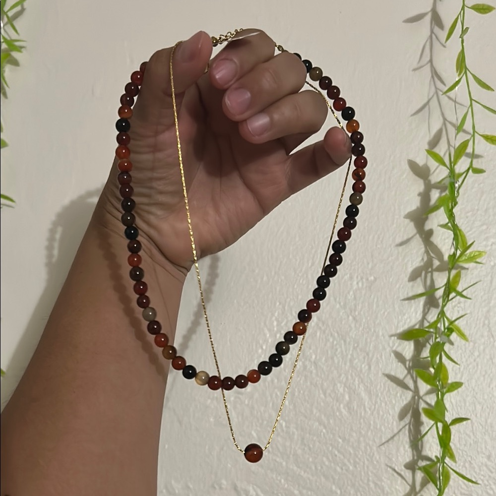 Elegant Beaded Necklace with Gold Accents New